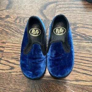 Pepe slipper/ dress shoe. Toddler. Size 7.5/ EU 23